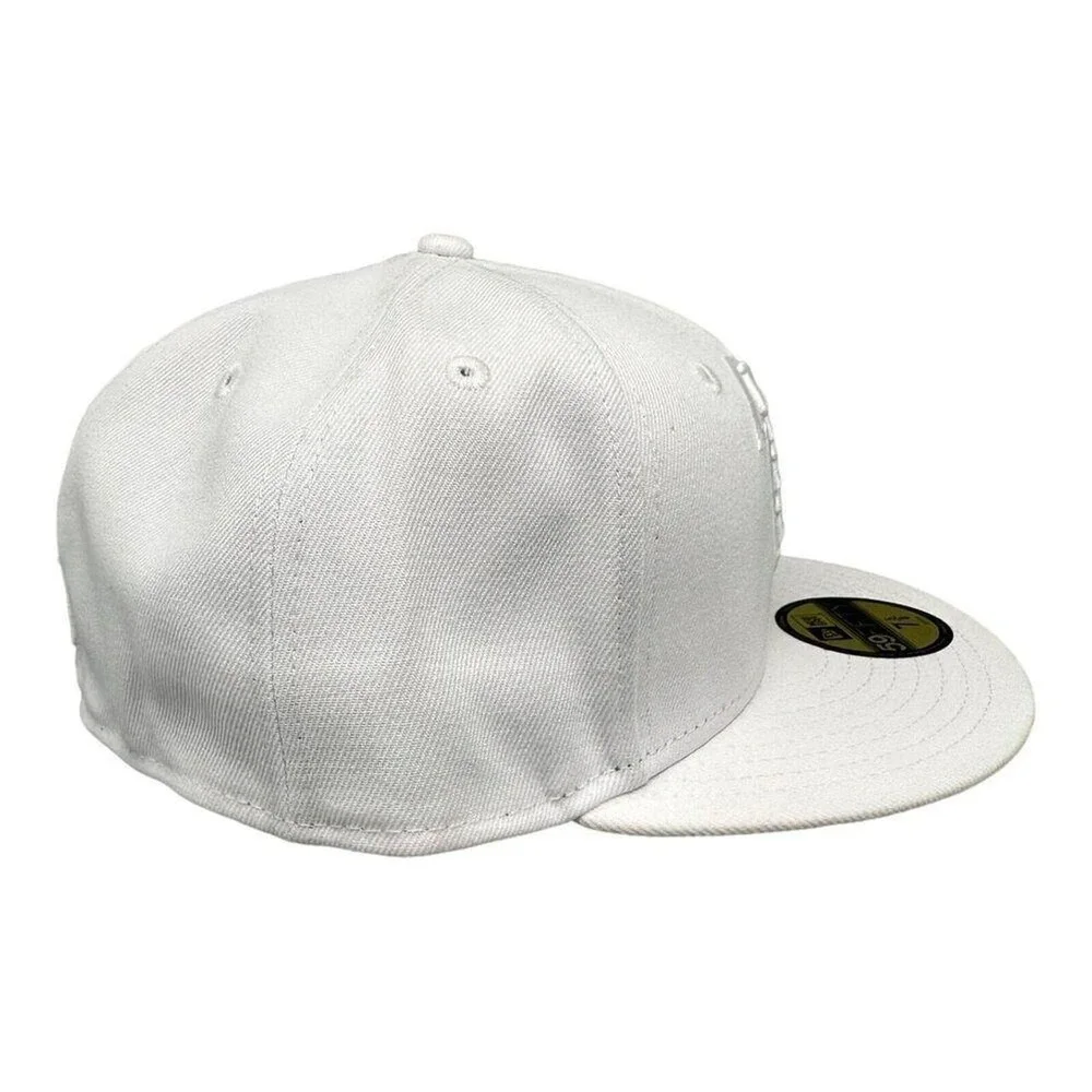 New Era 59FIFTY Atlanta Falcons Hat Triple White Fitted‎ 7 5/8 Mens NFL Cap